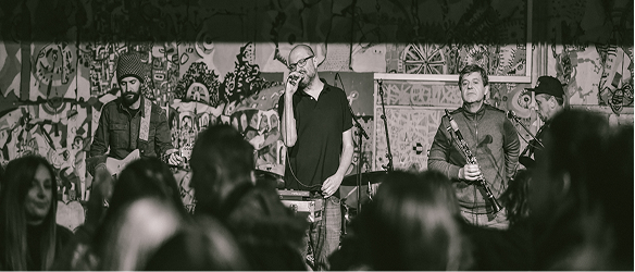Foltin during a live performance